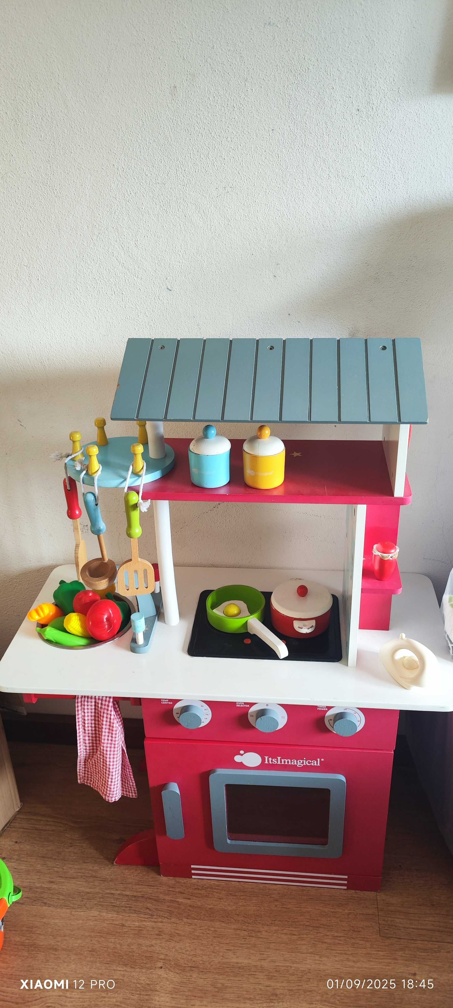 Cozinha criança muito divertida
