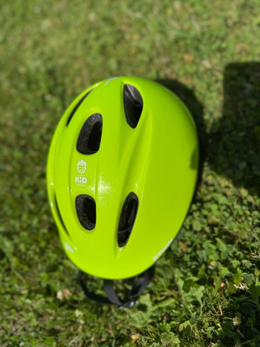 Kask dziecięcy Decathlon rozmiar "M" 53-56  dwie sztuki