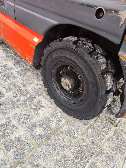 Empilhador Toyota gás 1800kg