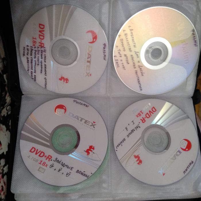 DVD плеер с караоке Samsung+микрофон+70+ диска