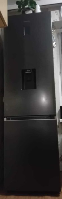 Lodówka Samsung jak nowa, stan idealny.