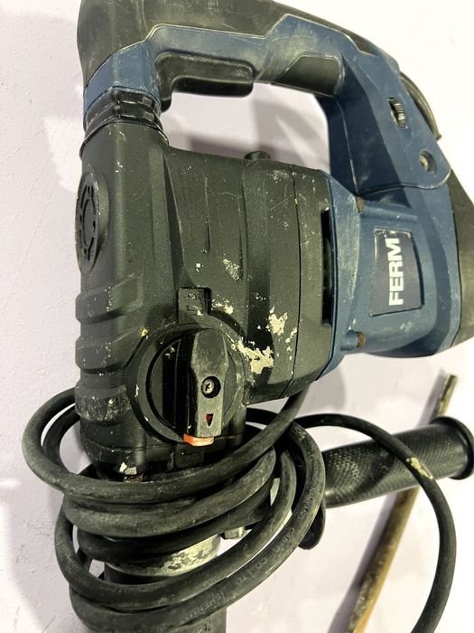 Martelo rotativo FERM (800W - 230V)