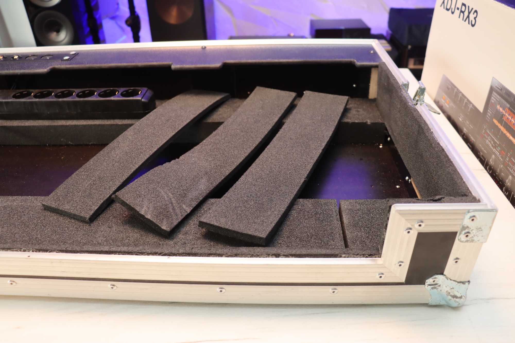 Case walizka na 3 x CDJ 2000 / nxs2 / DJM 900 nexus / DJS 1000 SAMPLER