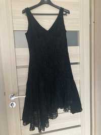 Sukienka czarna koronkowa M