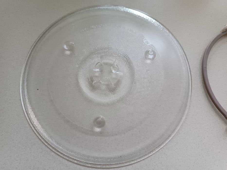 Talerz i kółko do kuchenki mikrofalowej