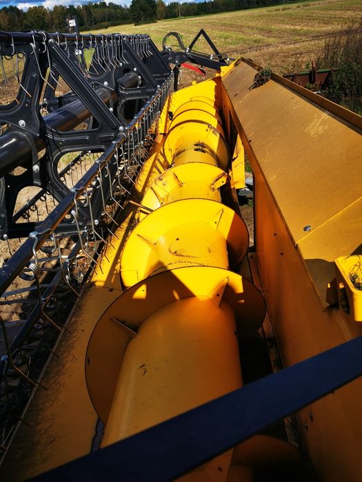 Kombajn Zbożowe NEW HOLLAND CX.5.80' 2023R