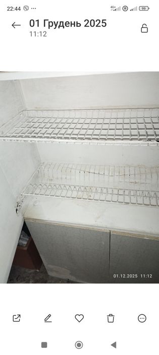 Дві верхні шафи від кухні.Безкоштовно.