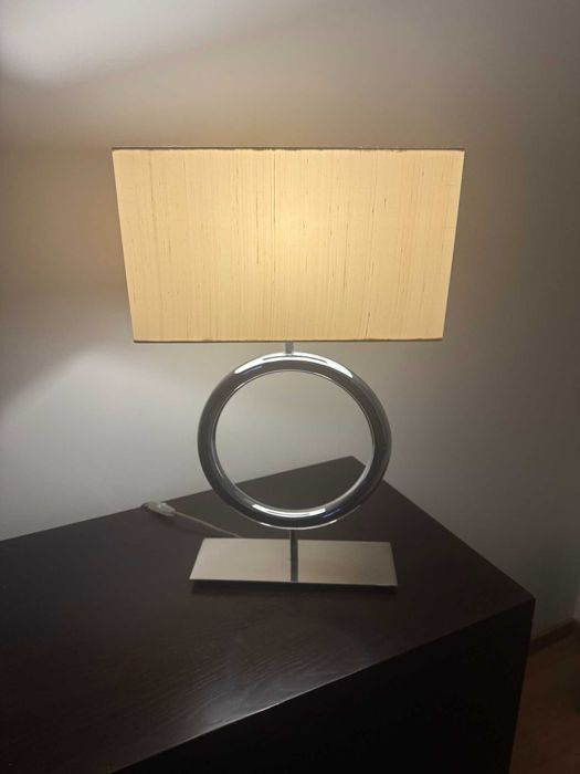 Candeeiro de mesa rectangular