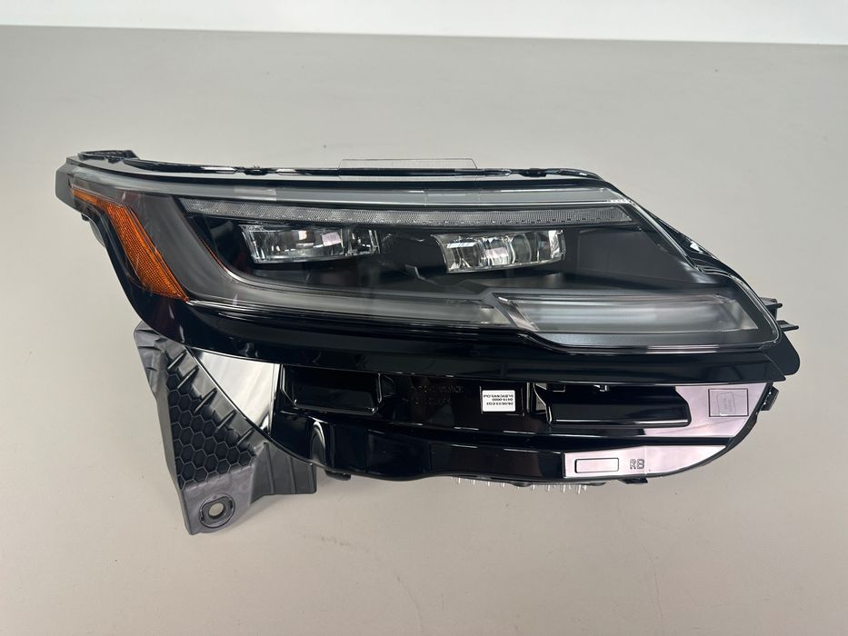 Range Rover Velar Full Led USA Lampa Prawa Reflektor Prawy