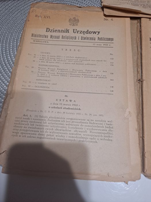Dzienniki Urzędowe ministerstwa wyznań religijnych 1933r(64)