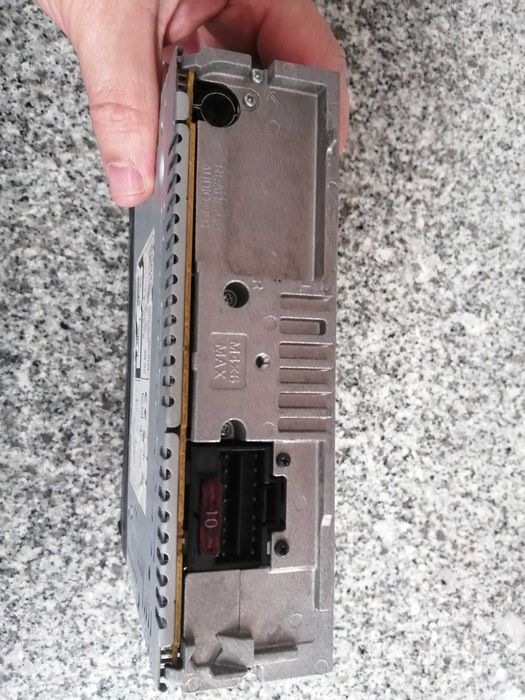 Auto rádio Sony CDX-GT23