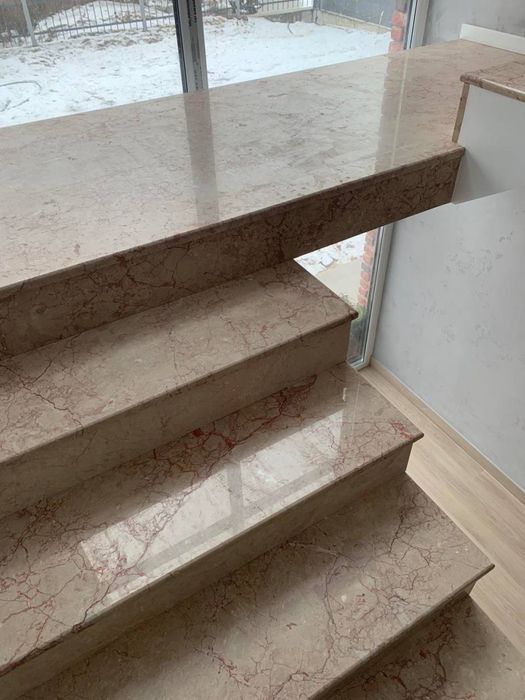 Лестница, лестница из мрамора, гранита, лестница на заказ