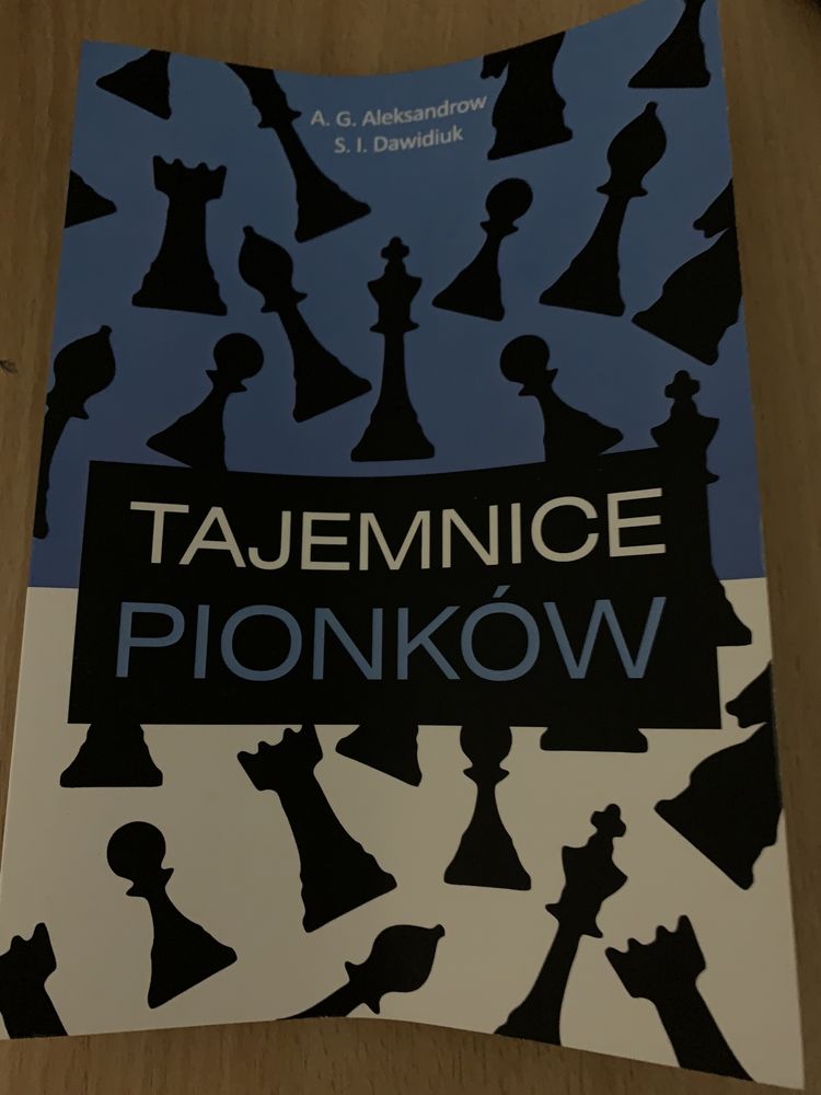 „Tajemnice pionków” A. G. Aleksandrow, S. I. Dawidiuk