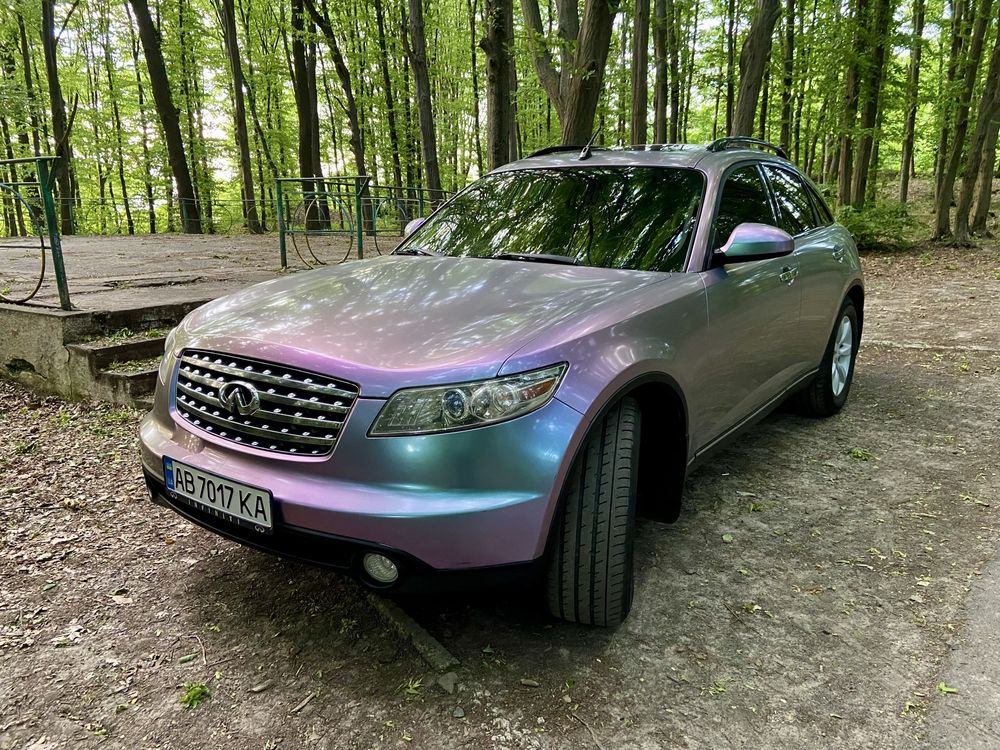 Продам Infiniti FX35