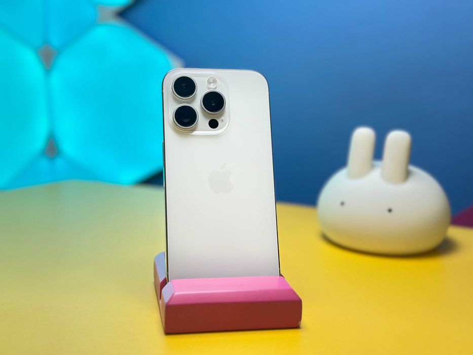 Смартфон Apple iPhone 15 Pro 128GB White eSim (145950) Б/У З ГАРАНТІЄЮ