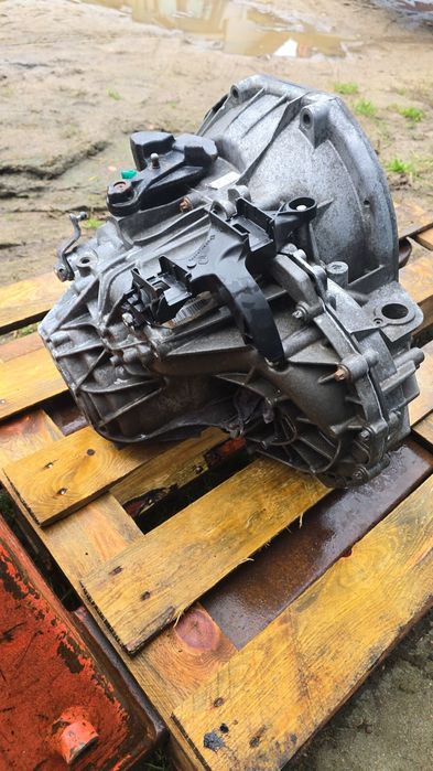 Skrzynia biegów renault master biegów  2,3  pf6 m9t