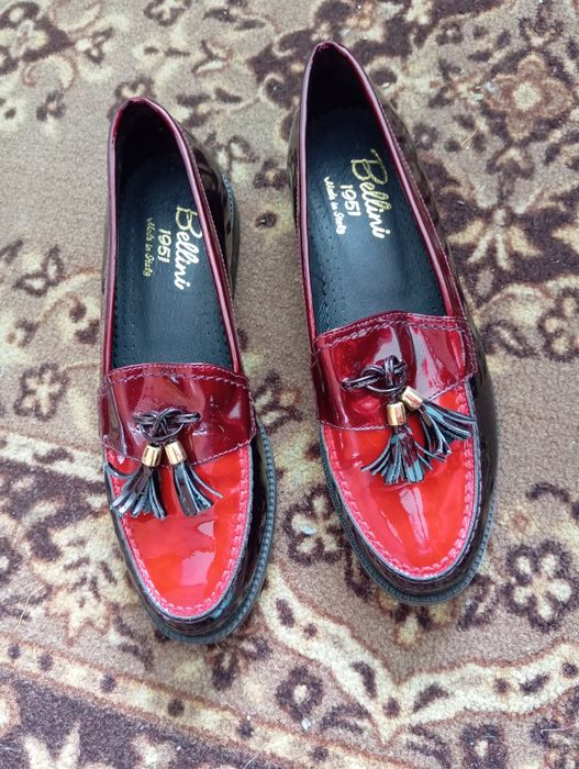 Лофери з пензликами bellini Італія