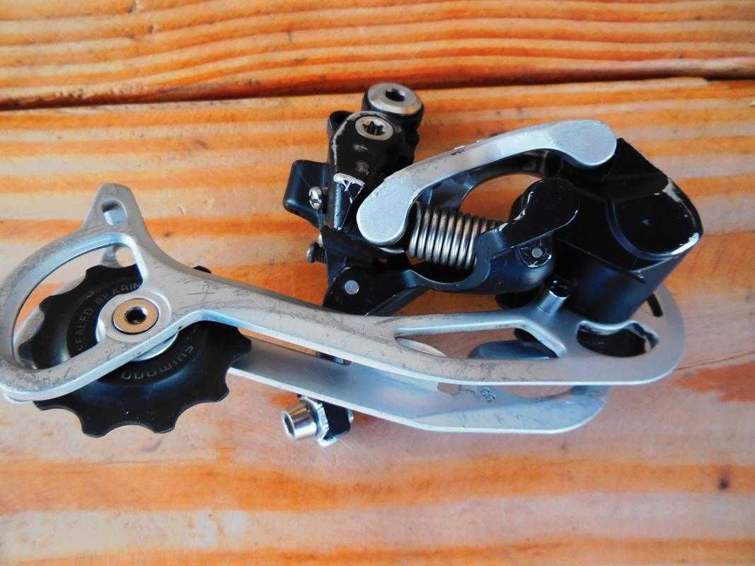 Przerzutka tylna Shimano Deore XT RD-M772 9s