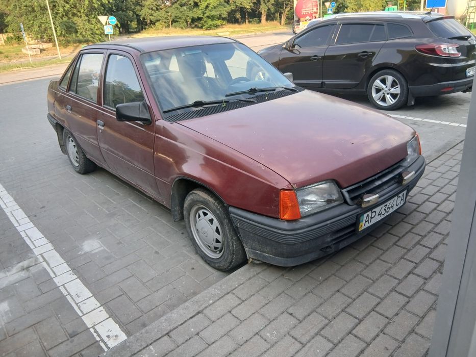 Опель кадетт 1.3