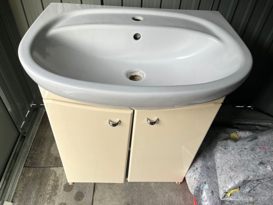 Umywalka łazienkowa Kolo