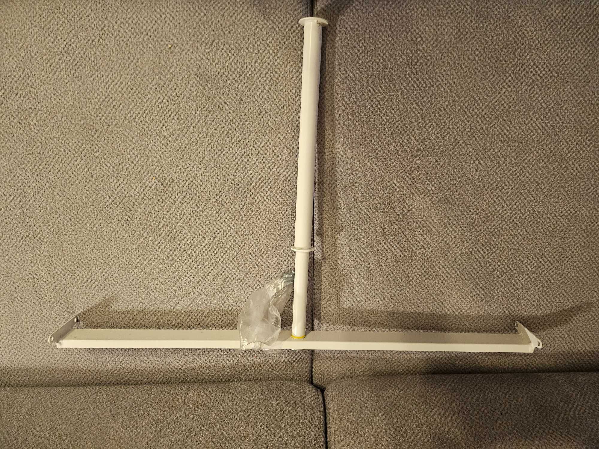 Komplement wysuwany wieszak na  ubrania do szafy Pax 75 x 35