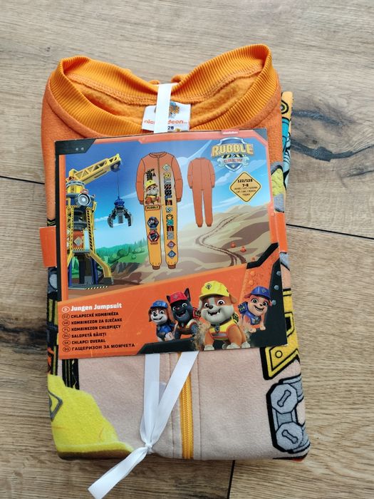 Kombinezon dziecięcy rozm. 110/116, 122/128