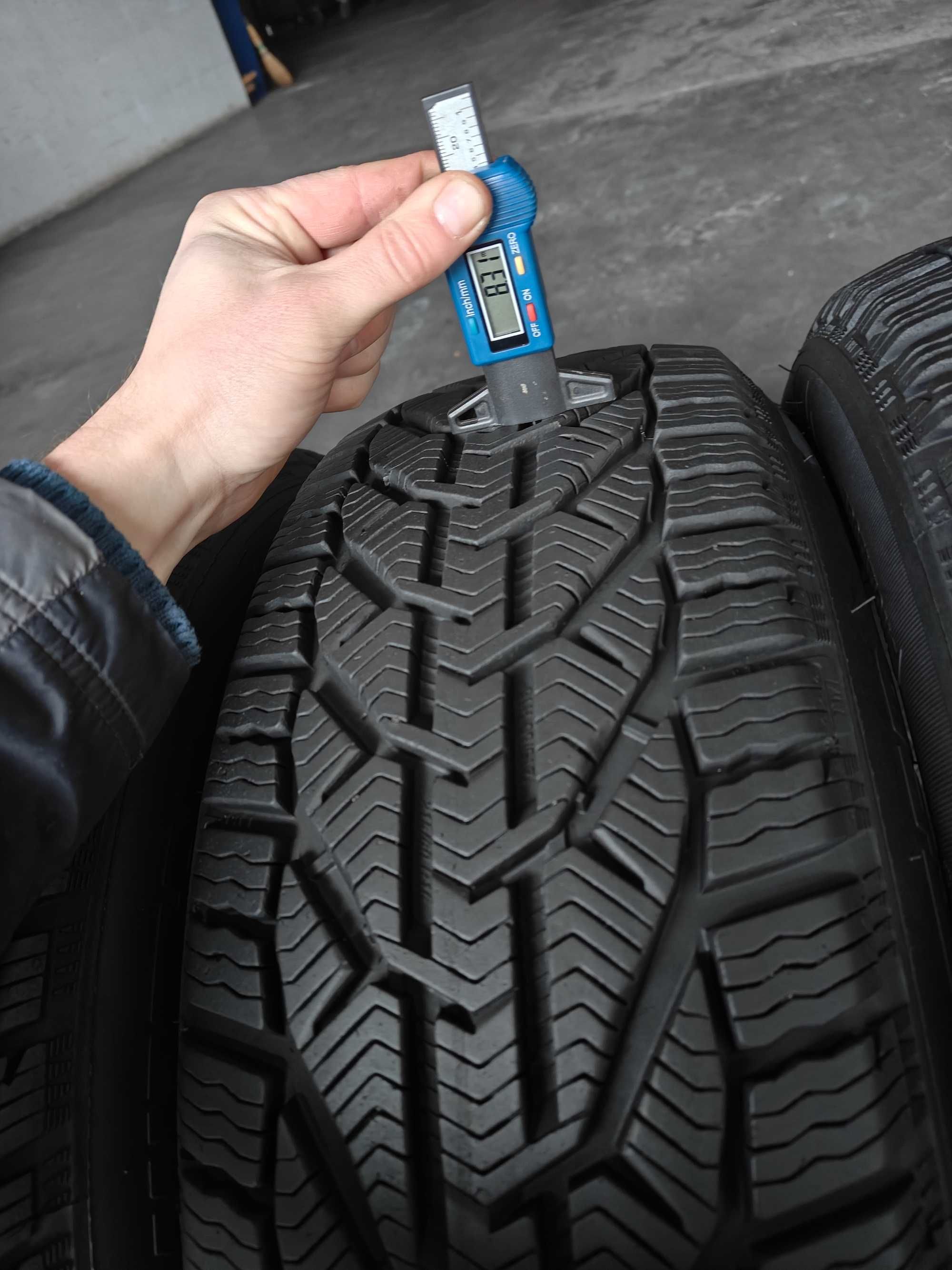 R16 215/60 зимові арктичні шини Tigar Winter