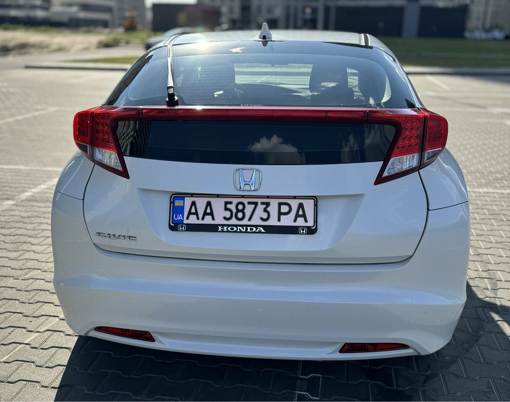 Honda Civic 1.8 хетчбек