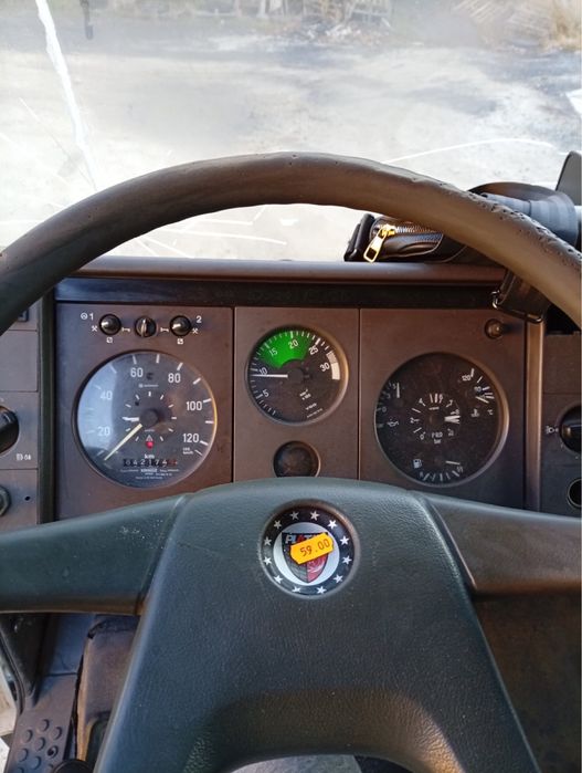 Продам мерседес 814