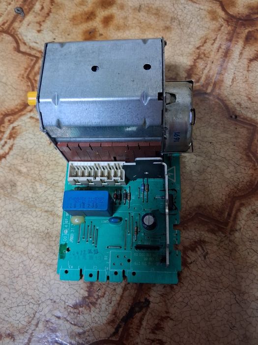 Programator + silnik pralki Brandt