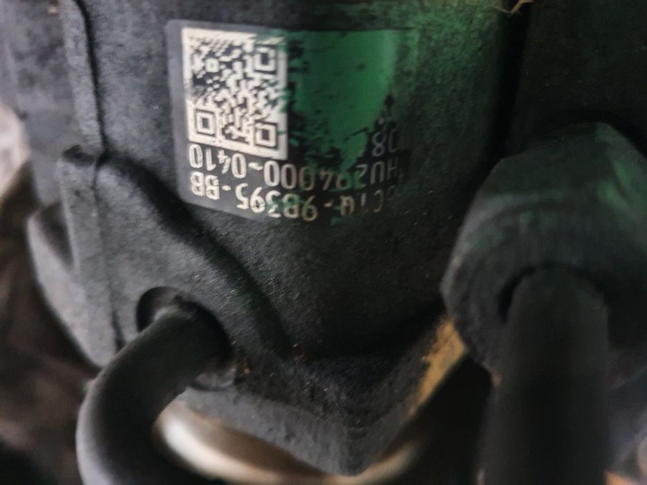 ТНВД Паливний насос Ford Transit 2.4 tdci 6C1Q-9B395-BB