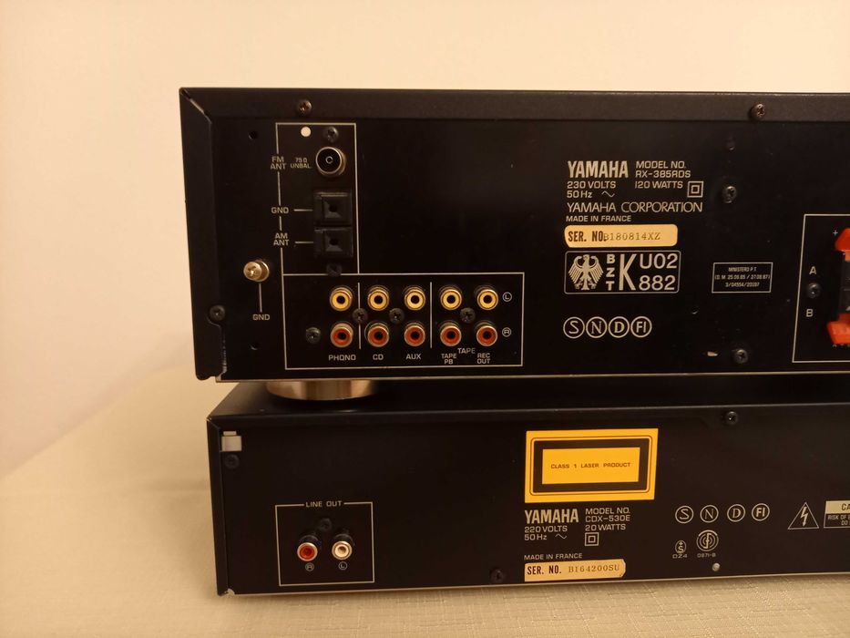 Zestaw stereo YAMAHA : Amplituner RX 385RDS i odtwarzacz CDX 530E