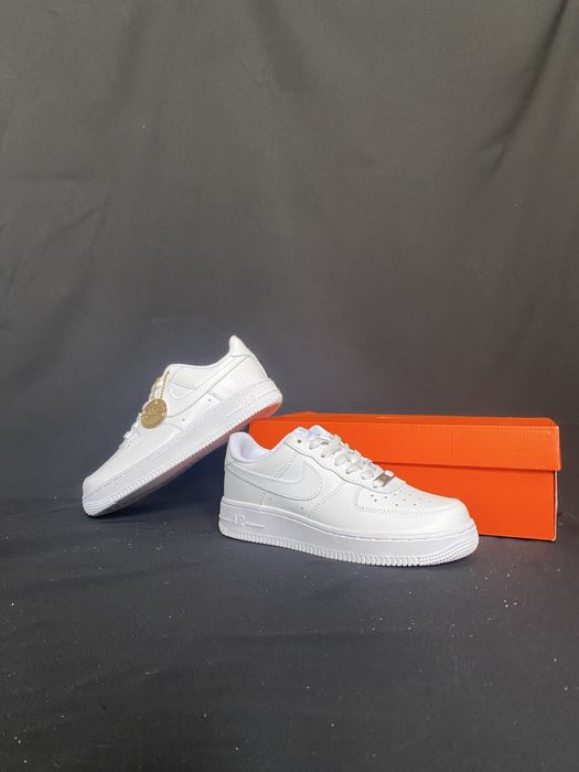 жіночі чоловічі Найк аір форс Nike Air Force 1 36 37 38 39 41 43 44