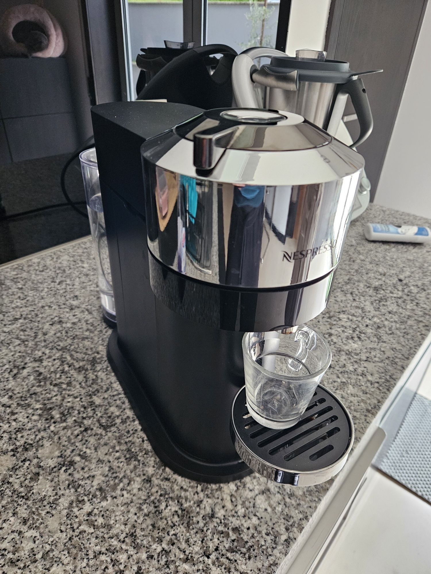 Nespresso Vertuo Next D
