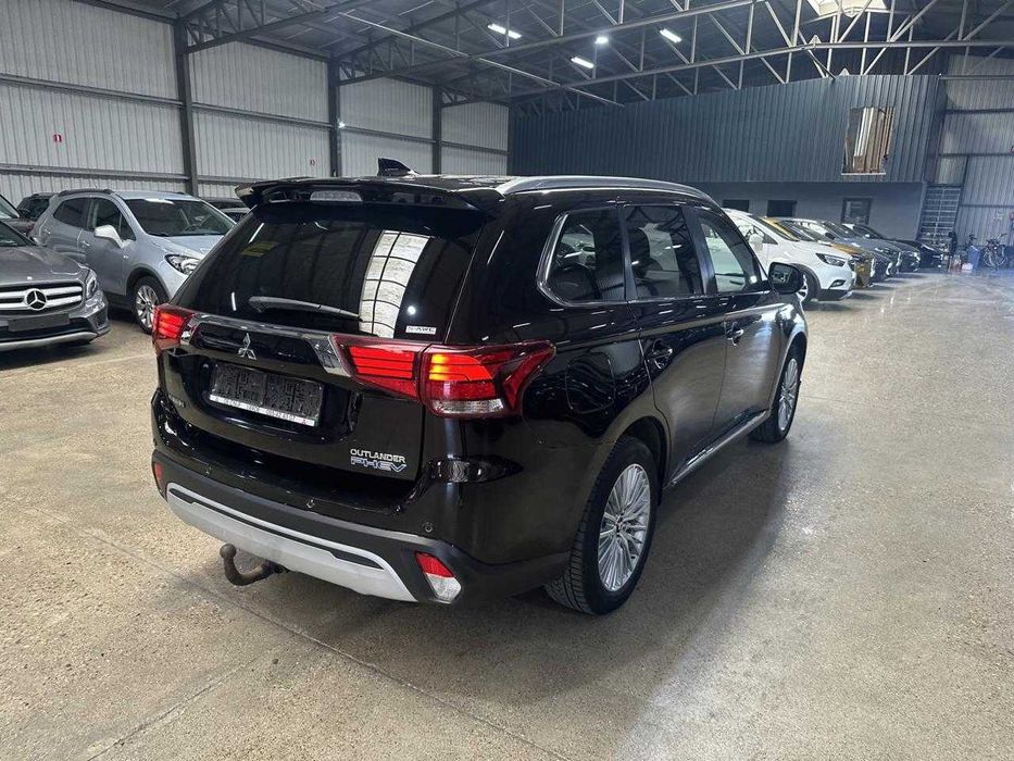 Mitsubishi Outlander 2.4 PHEV 2019