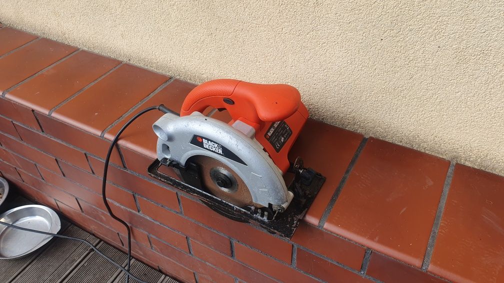 Pila tarczowa black decker