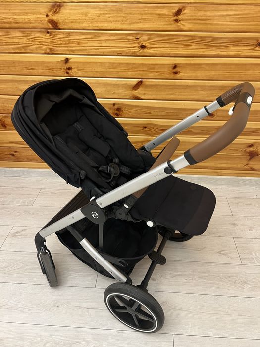 Прогулянкова коляска cybex balios s