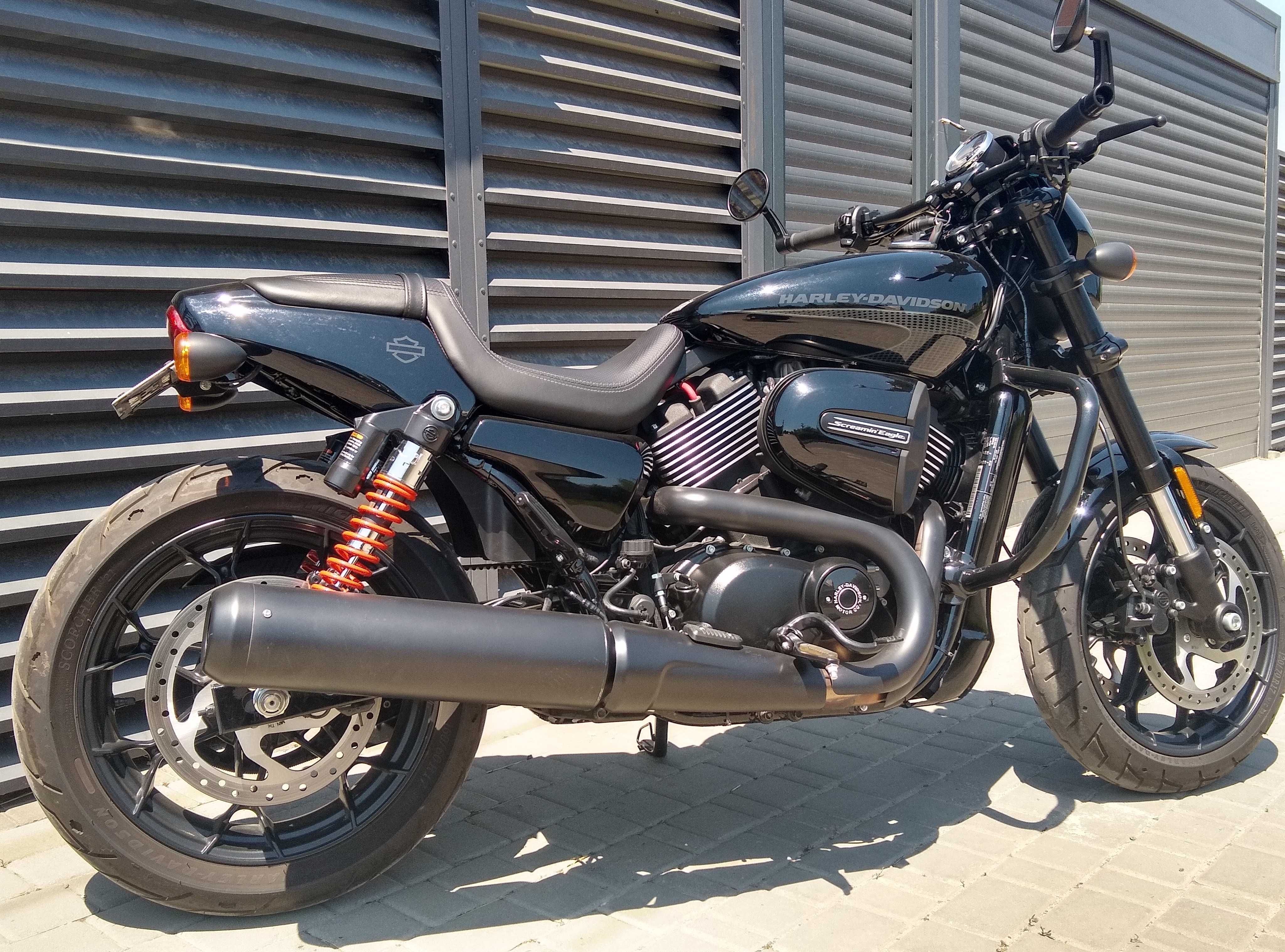 новий офіційний Harley Davidson Street Rod XG750A EU з колекції