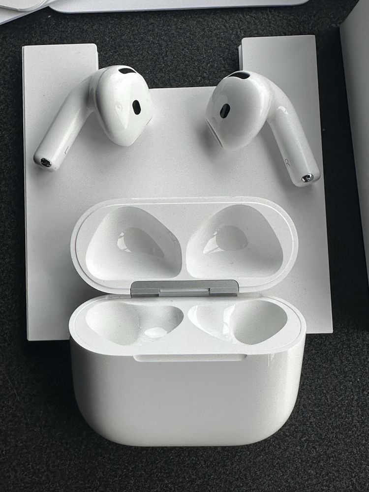 AirPods 4 bez ANC, Stan Bardzo Dobry, Gwarancja!