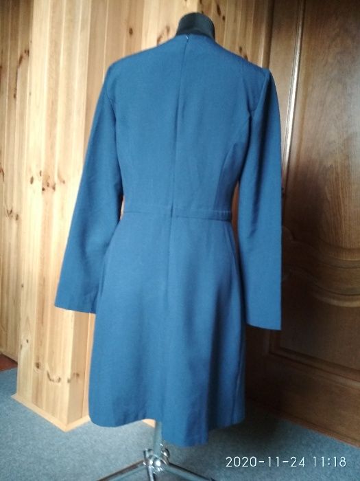 красивое нарядное платье Kira Plastinina. 46-48