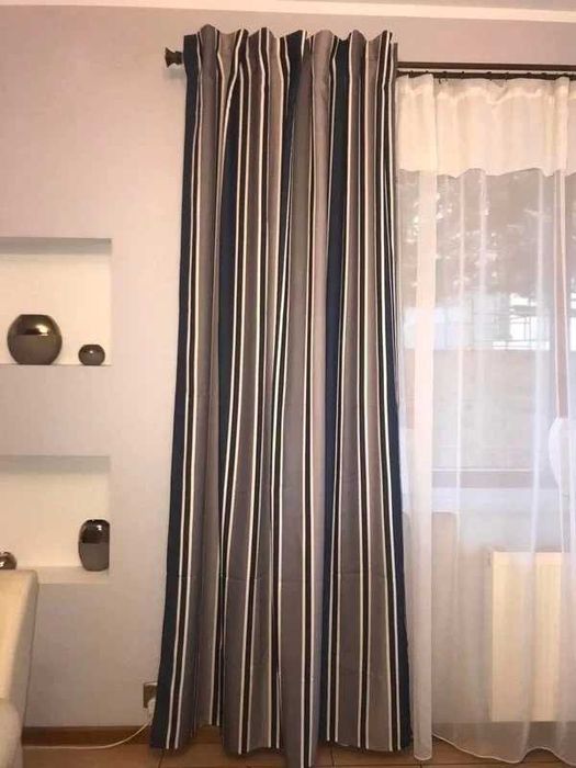 Zasłona szaro granatowo białe w paski