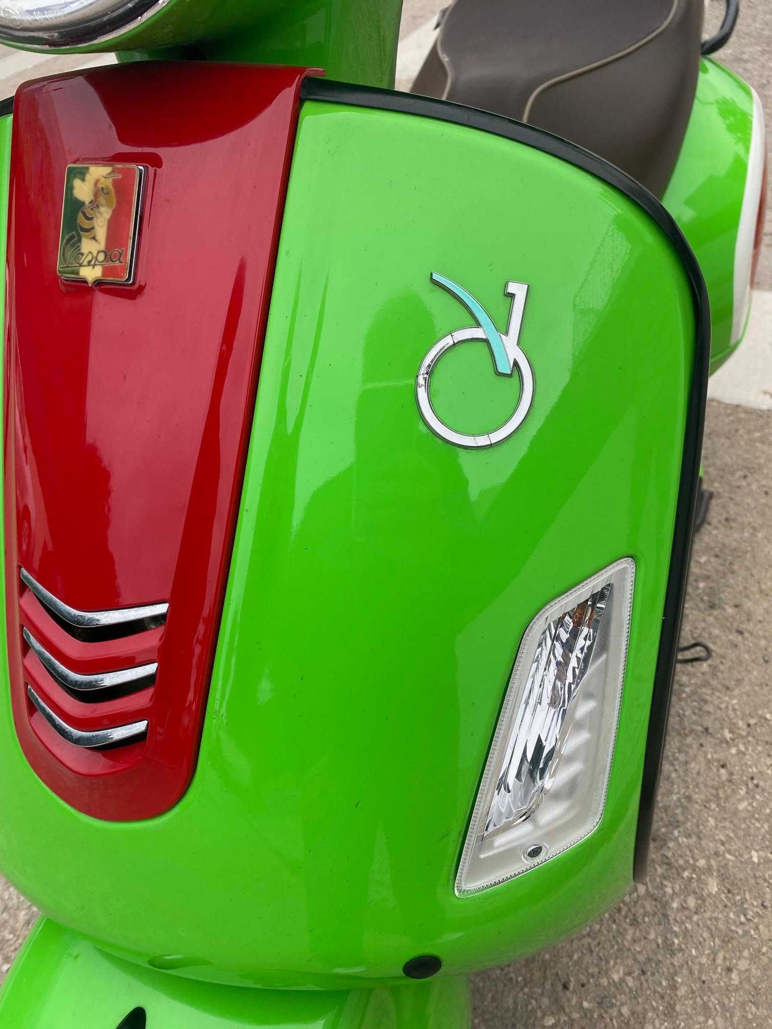 Vespa GTS 300 GTS ABS Black Edition 70th Anniversary
