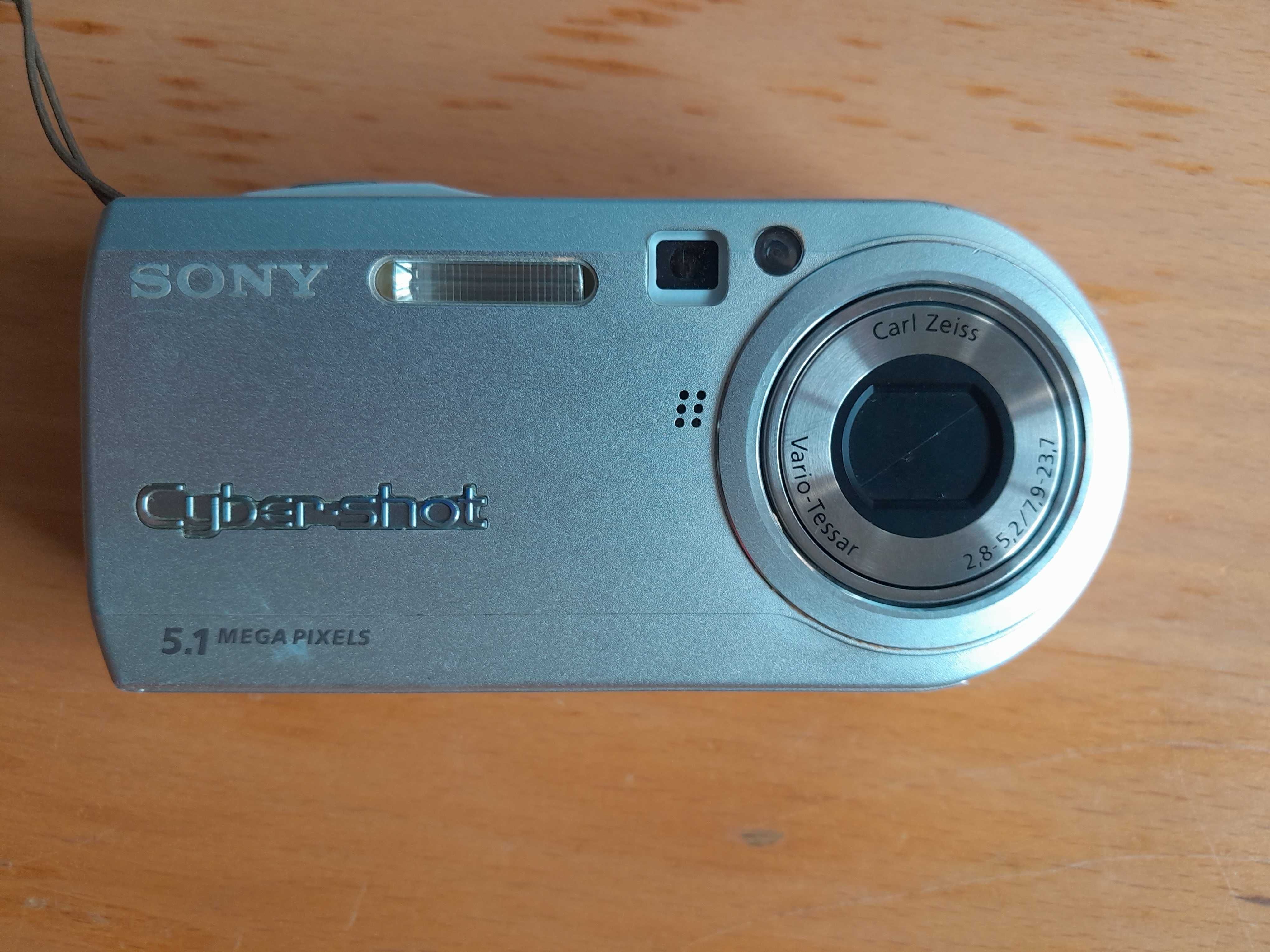 Máquina fotográfica Sony DSC P100 cyber shot