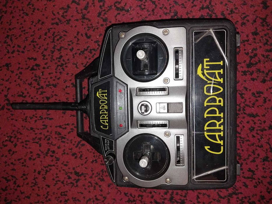 Короблик для рибалки Карбоат міні. терміново