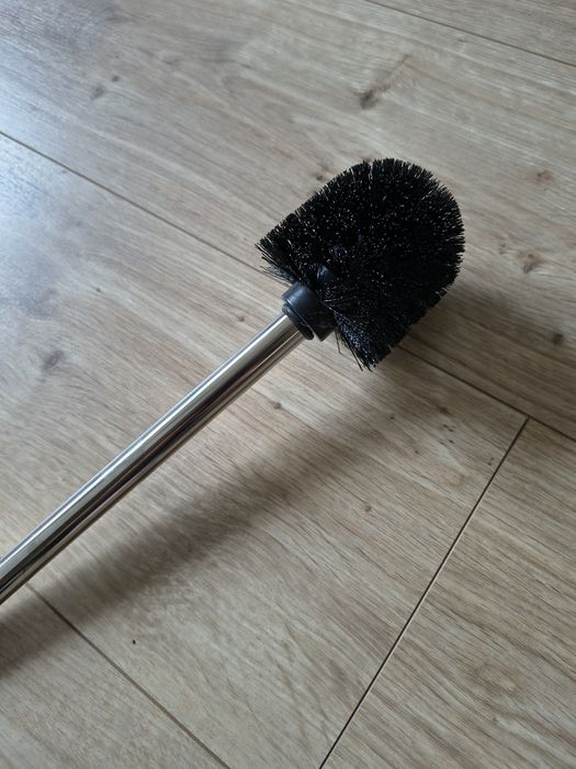 Nowa szczotka do WC firmy Homla srebrna rączka