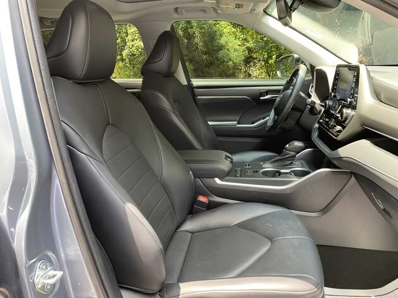 Toyota Highlander XLE 2021