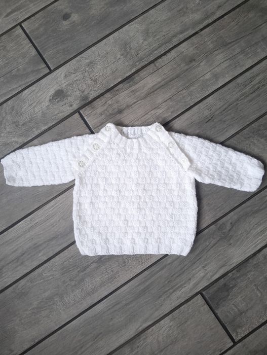 Nowy sweter handmade, sweter do chrztu, sweterek niemowlęcy,  0-3 m-ce