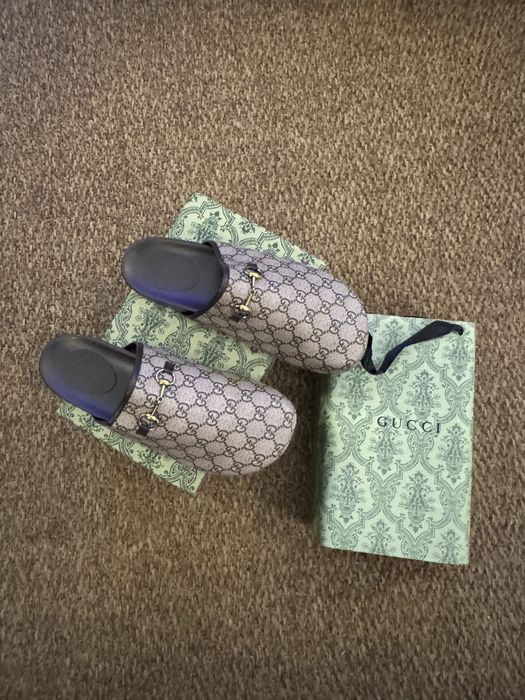 Sandalias gucci na caixa