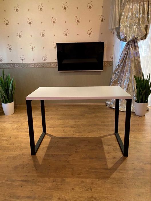 Стіл кухонний, стіл лофт, письмовий стіл.