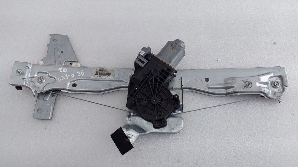 Elevador vidros trás direito CITROËN C3 Picasso (SH_)